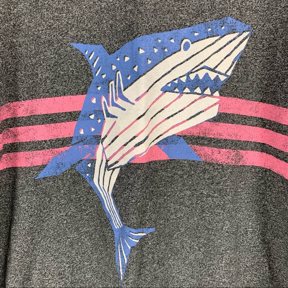 CAT & JACK Youth Gray Shark Graphic Tank Top Large - Picture 3 of 4